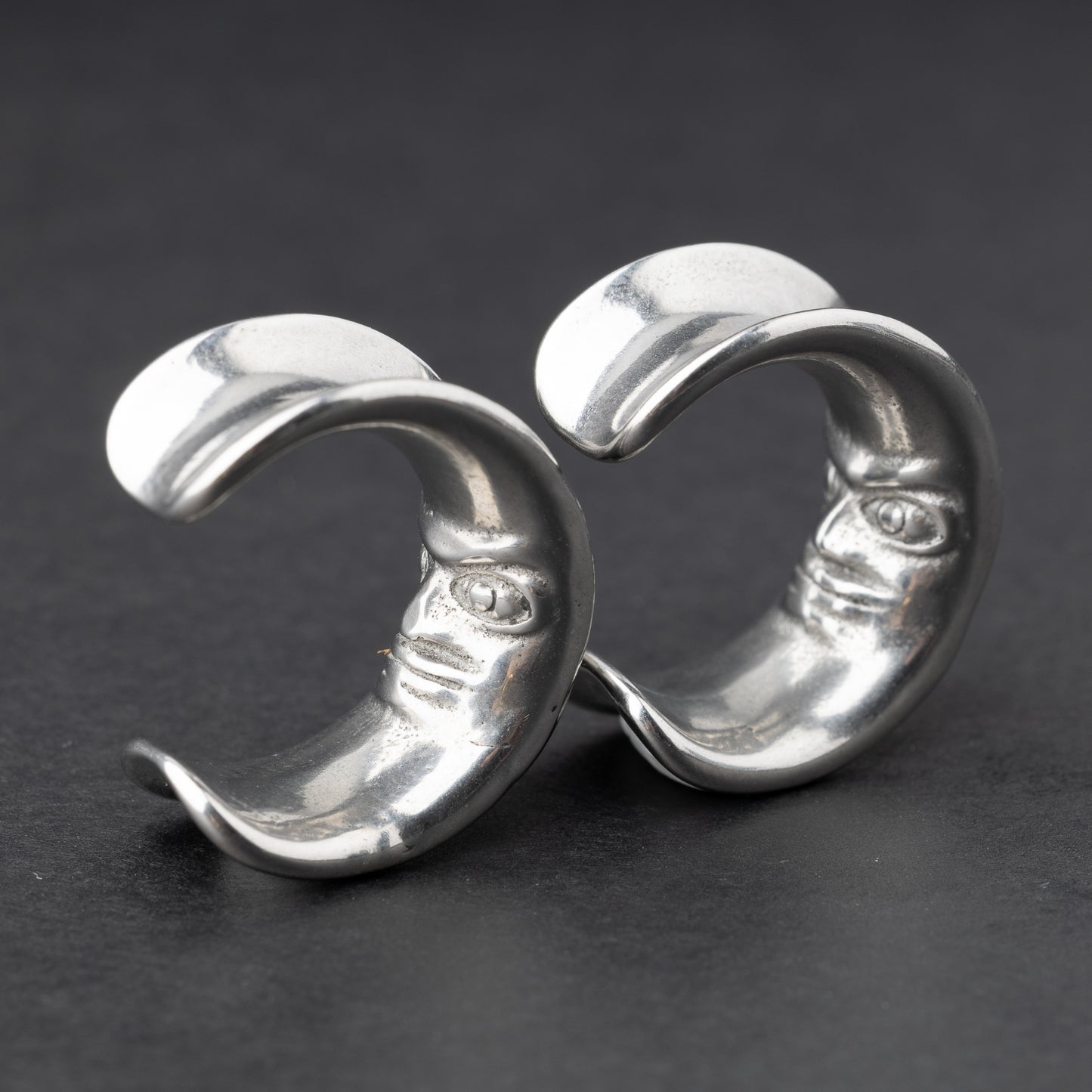 Crescent Moon Saddle Plugs