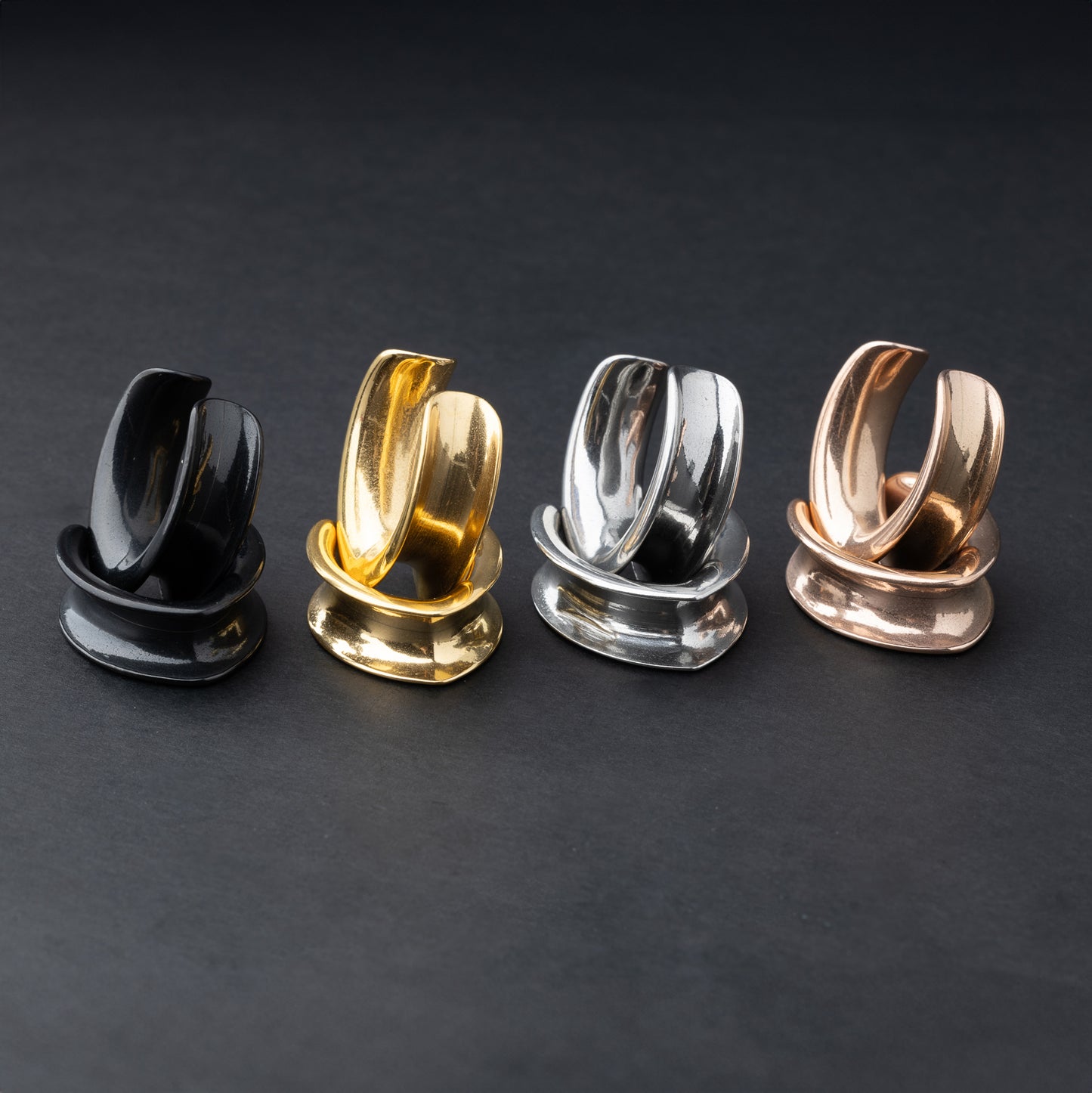 V Shaped Saddle Plugs