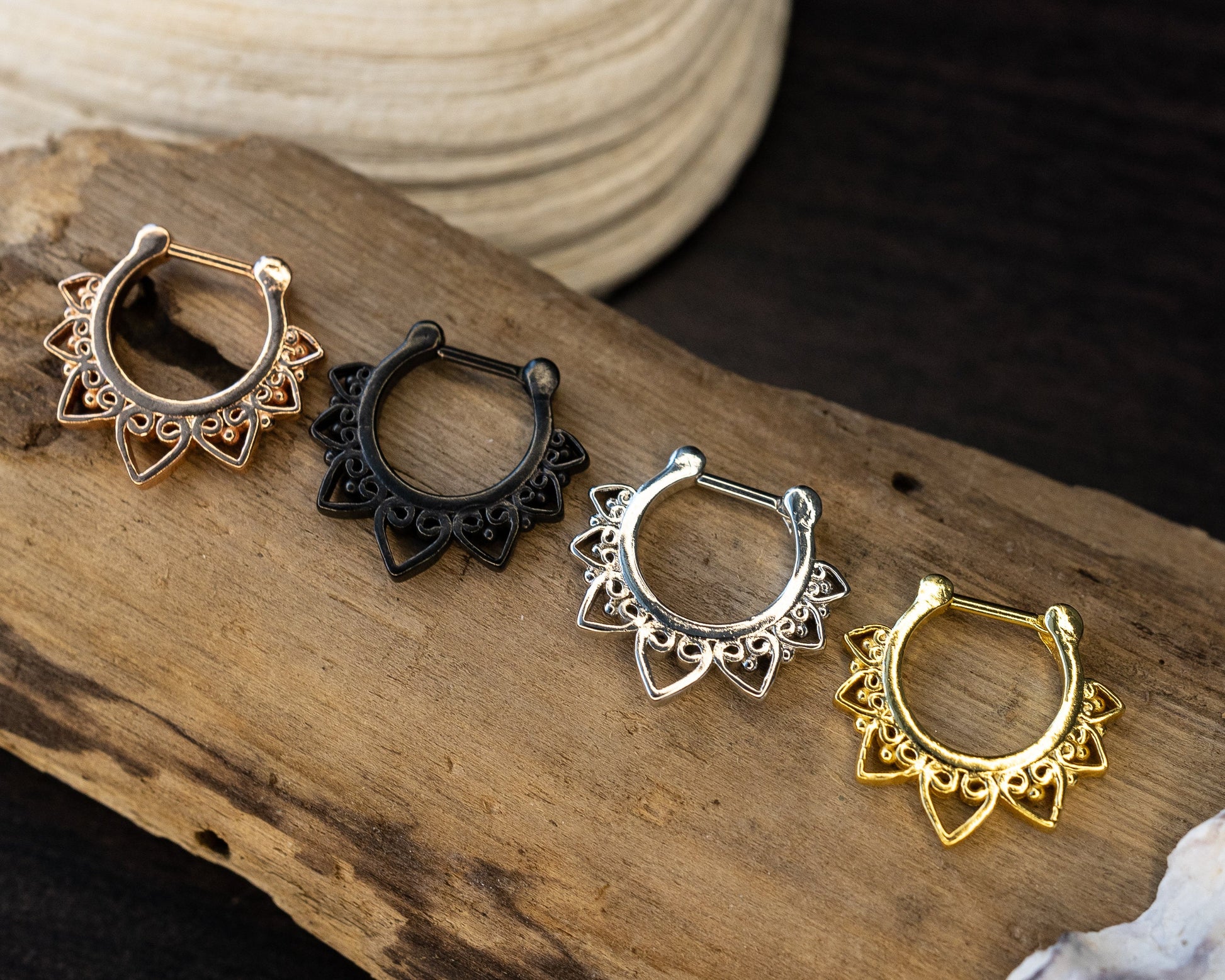 Ornate Septum Ring - C-shaped Septum Clicker 16 Gauge 1.2mm Gender Neutral Waterdrop hinged Segment clicker - Nose - Conch Ear Filigree 316L