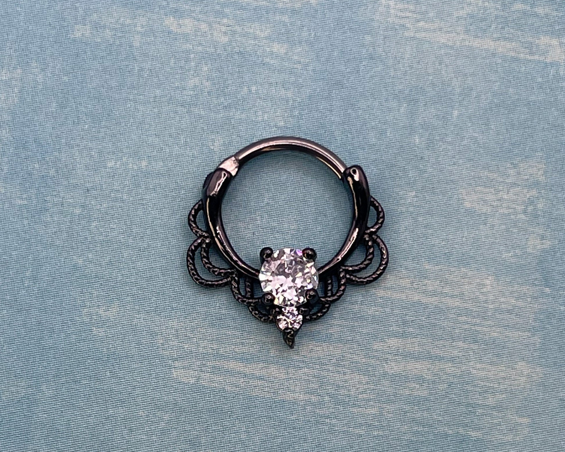 Jewelled Ornate Septum Ring in Gold, Silver, Rose Gold and Black - Titanium Clicker 16 Gauge 1.2mm Hinged Segment - Nose - Conch - Ear