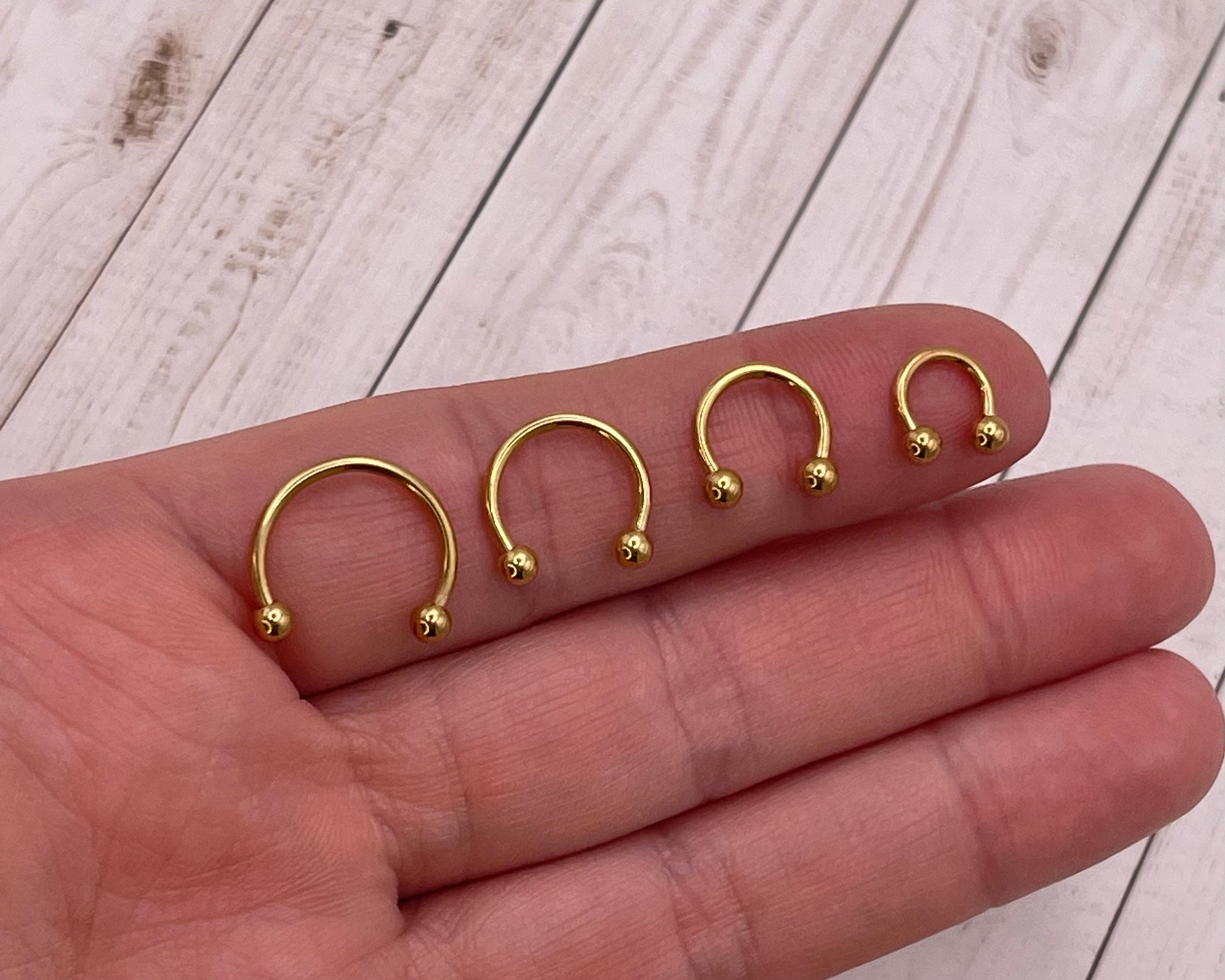 Gold HORSESHOE G23 Titanium Septum Ring - Septum Clicker 16 Gauge 1.2mm hinged Segment clicker - Nose - Conch - Ear