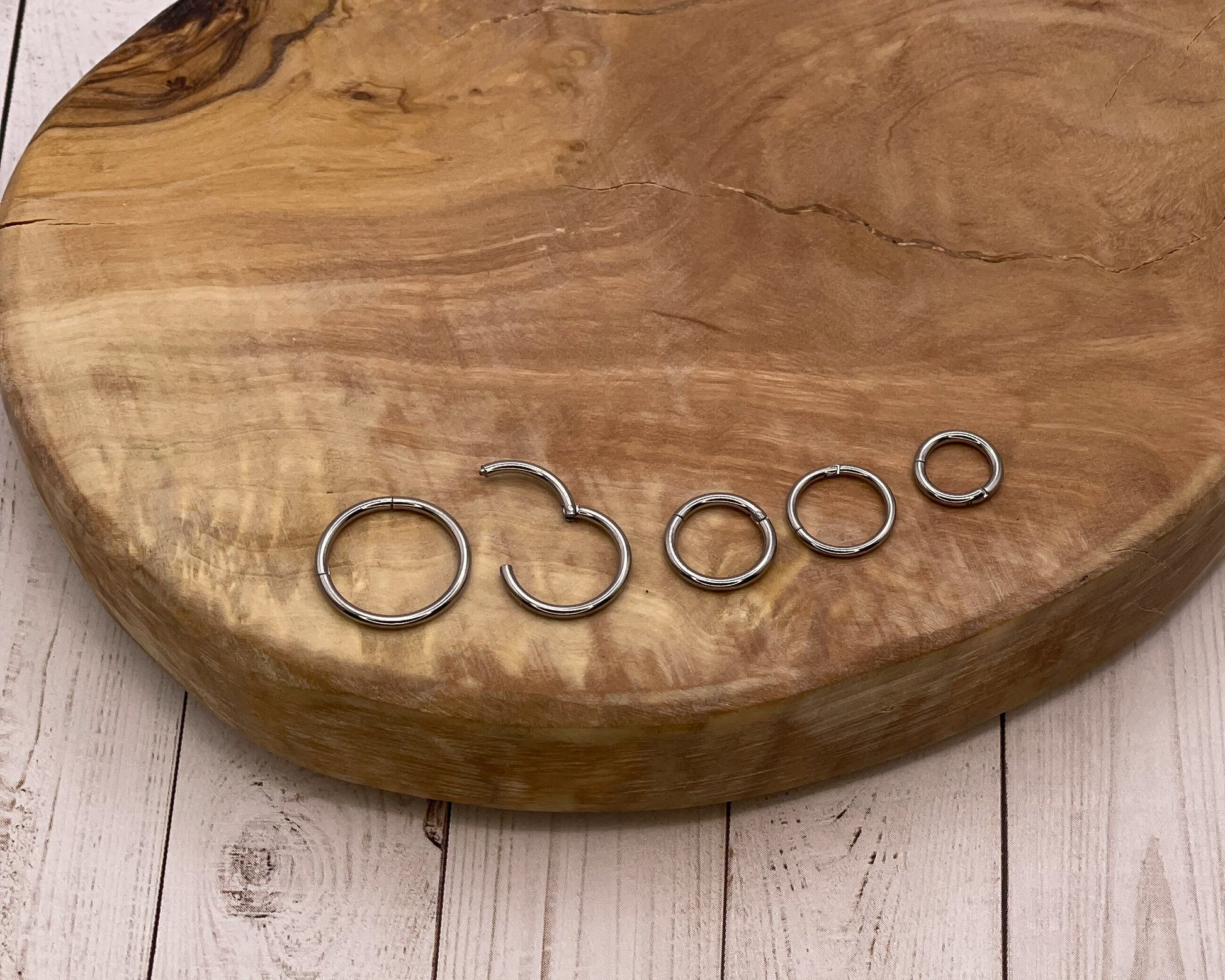 Silver Titanium Implant Grade Clicker Silver Hoops in all sizes - septum clicker 16 Gauge 1.2mm hinged Segment clicker - Nose - Conch - Ear