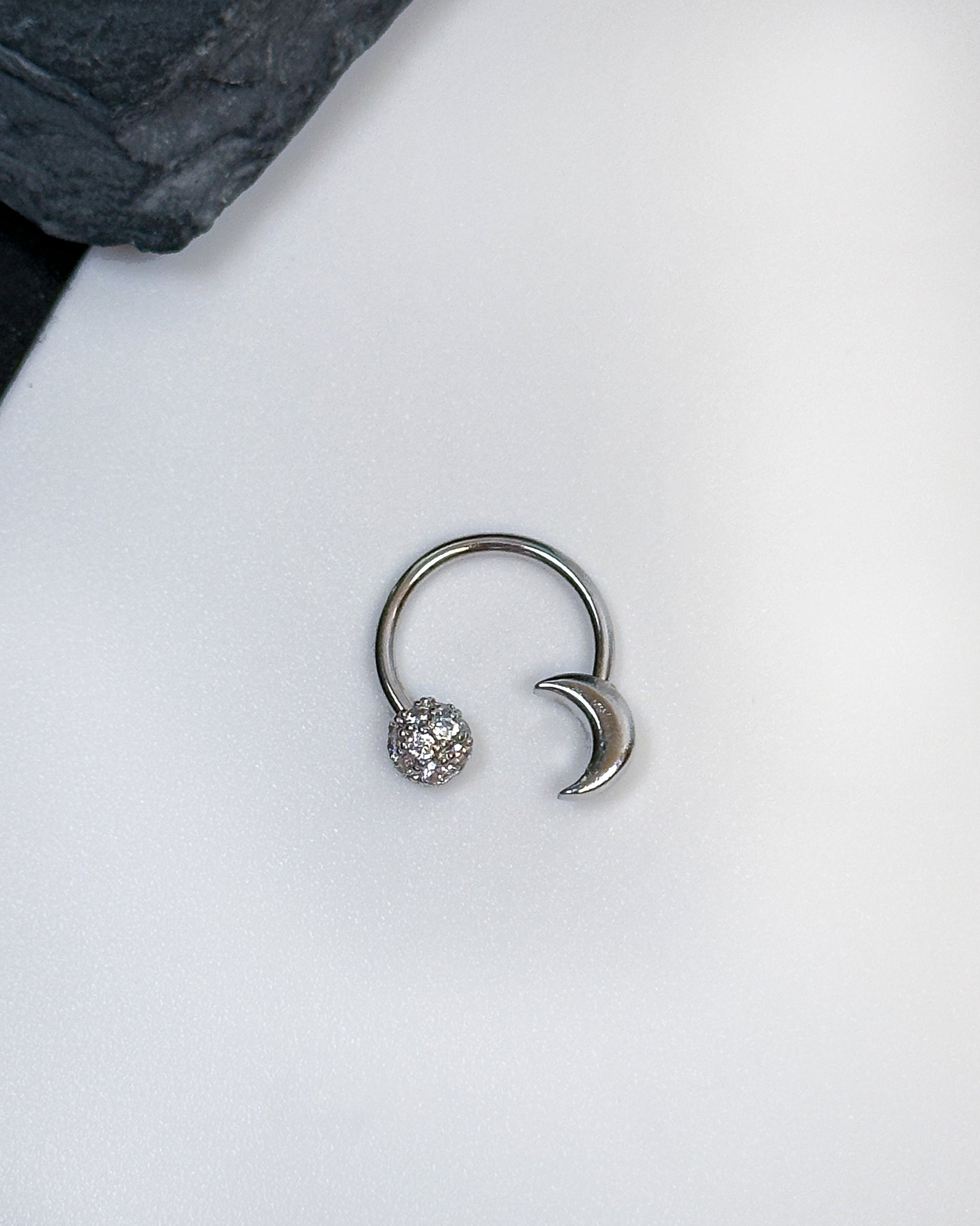 Super Cute Horseshoe Hoops, for septum, ear and nose piercings. Honey Bee, Astrology, Butterflies and Stars