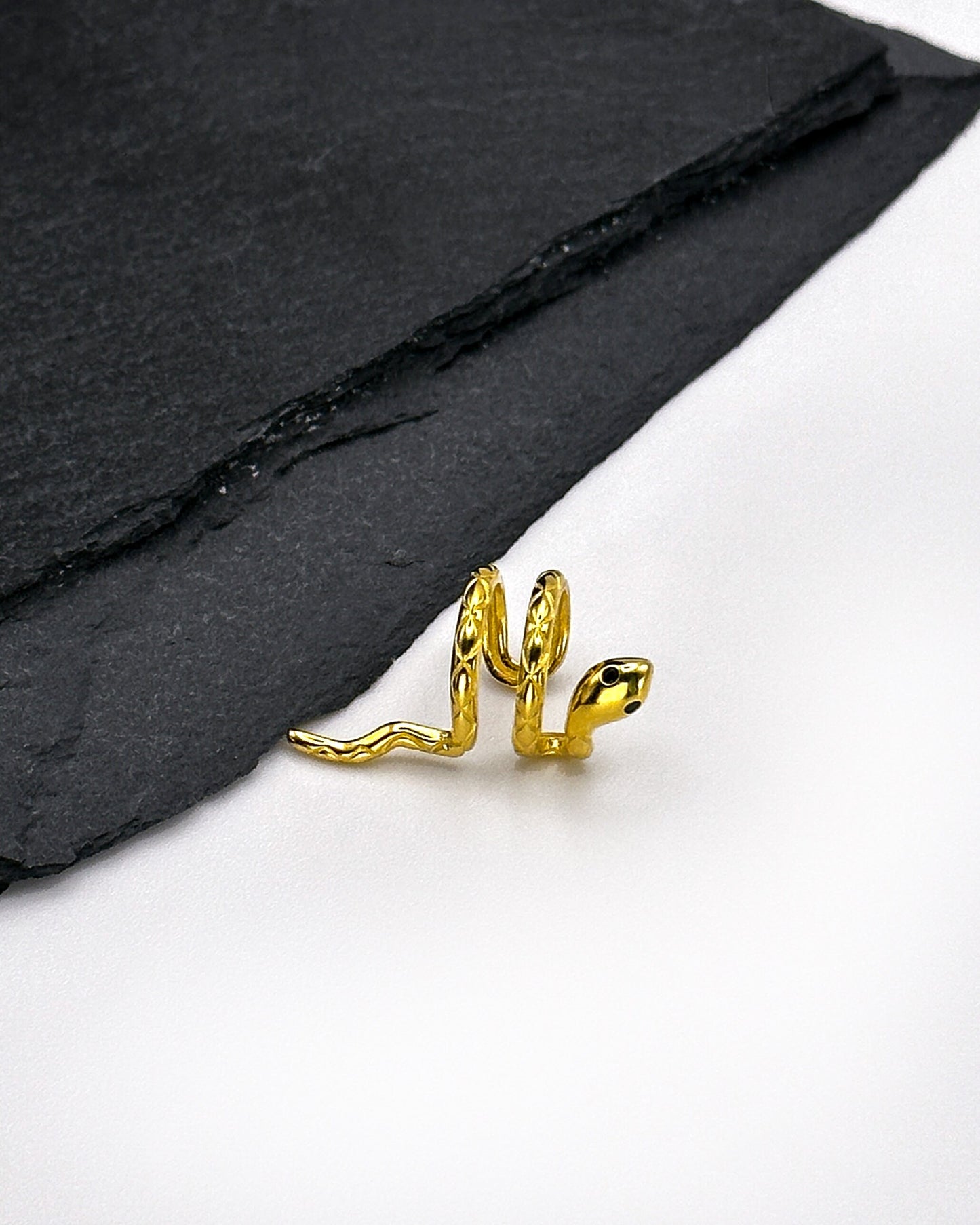 Snake Ear Cuff, 925 Sterling Silver Ear Cuff, No piercing wrap around cuff 18k Gold Plated, Minimal Snake Earring, Ear Design