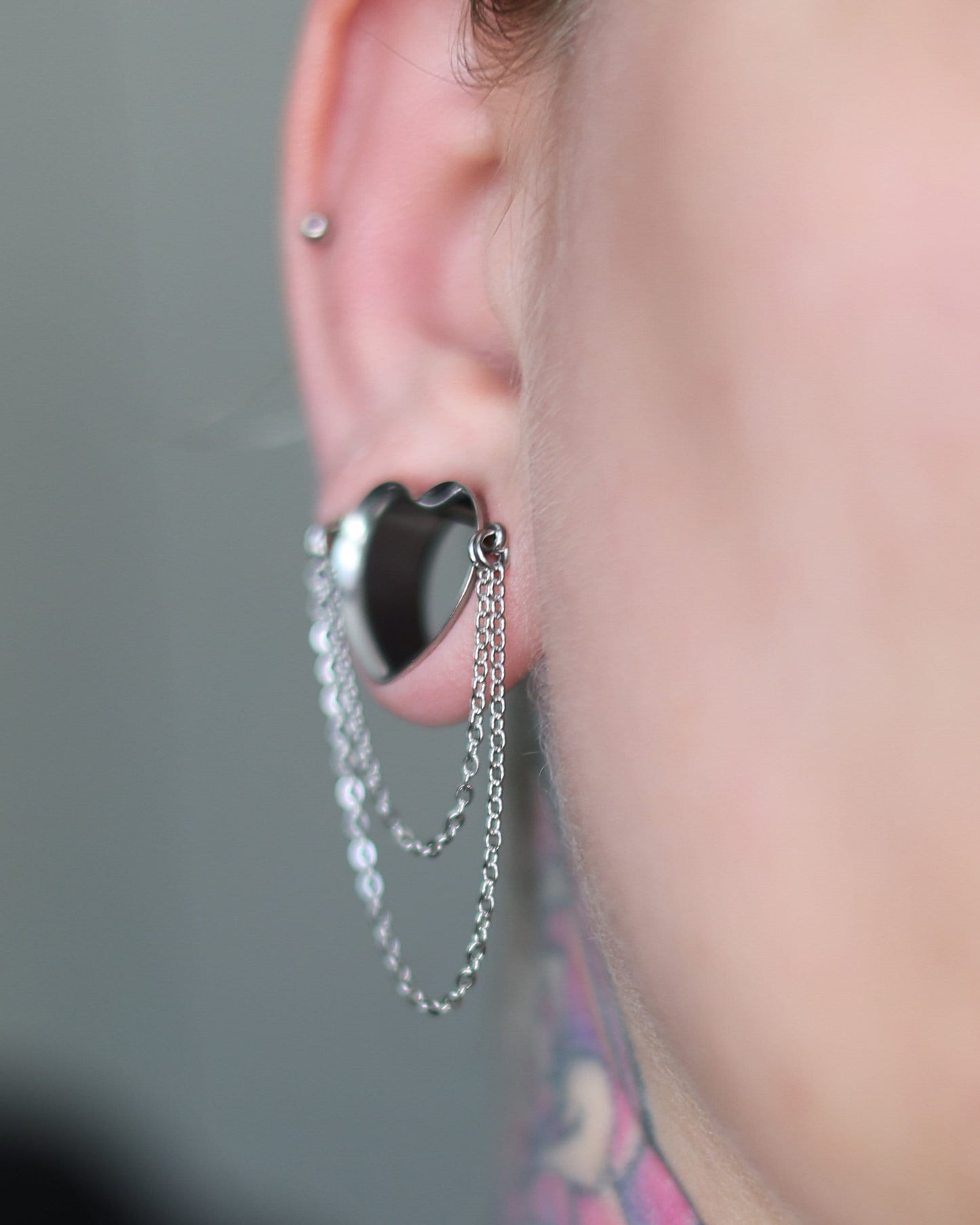 Pair of Heart Tunnels for Gauges with Chains. Plugs and Tunnels, in 0G to 1" sizes.