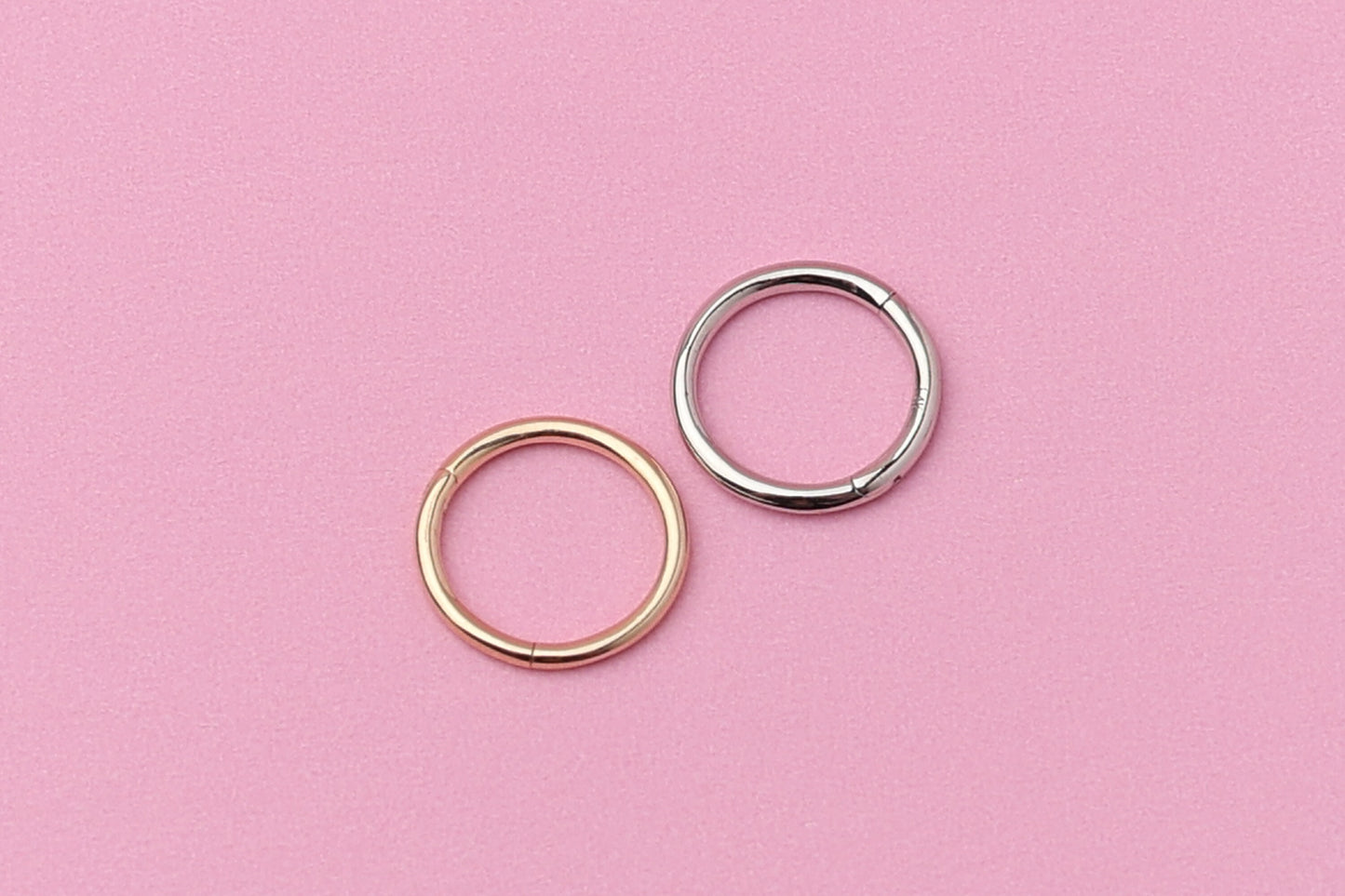 Solid 14K Gold Minimal Daith Hoop, Septum Ring, Helix Hoop, Ear Piercing, 6mm, 8mm, Septum Jewelry, 18 Gauge 1.0mm Hinged Segment Clicker