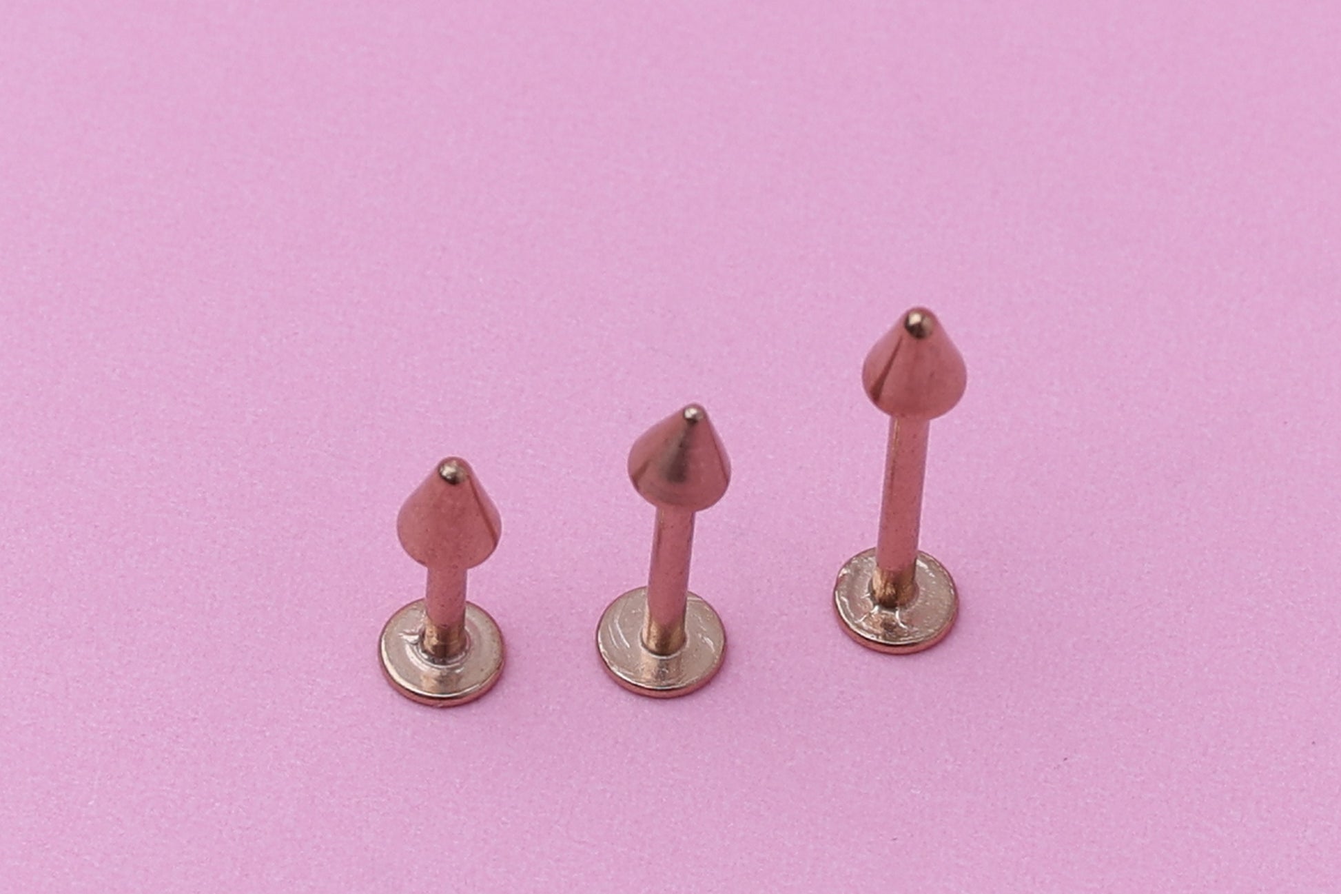 Spike Labret Stud, Rose Gold Labret Jewelry, Helix Piercing, Tragus Piercing, Flat Back Earring, Conch Hoop, Conch Stud, Lip Piercing, Daith