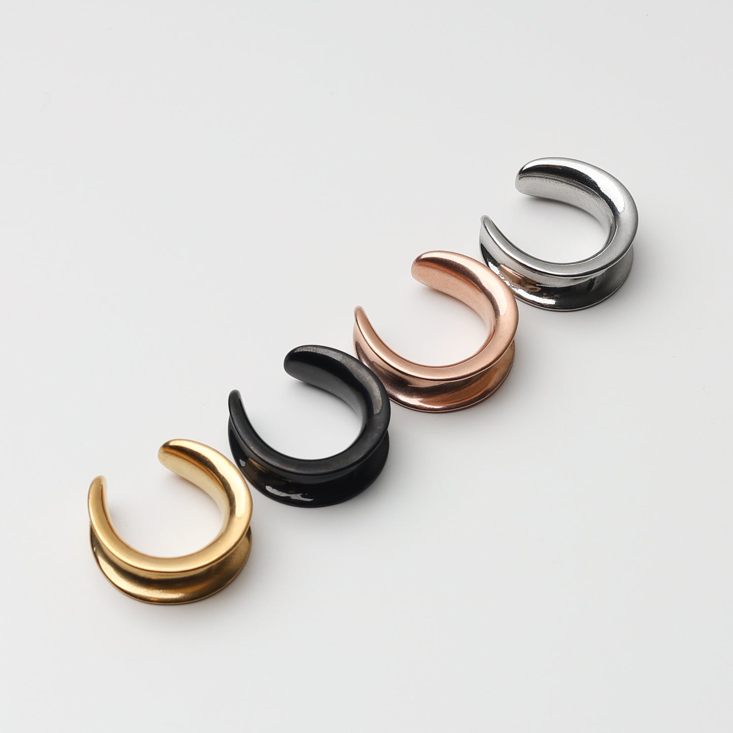 Pair of U shaped saddle horseshoe shaped ear saddle hanger, Minimal style saddle ear plugs gold, silver black, rose gold for stretched ears