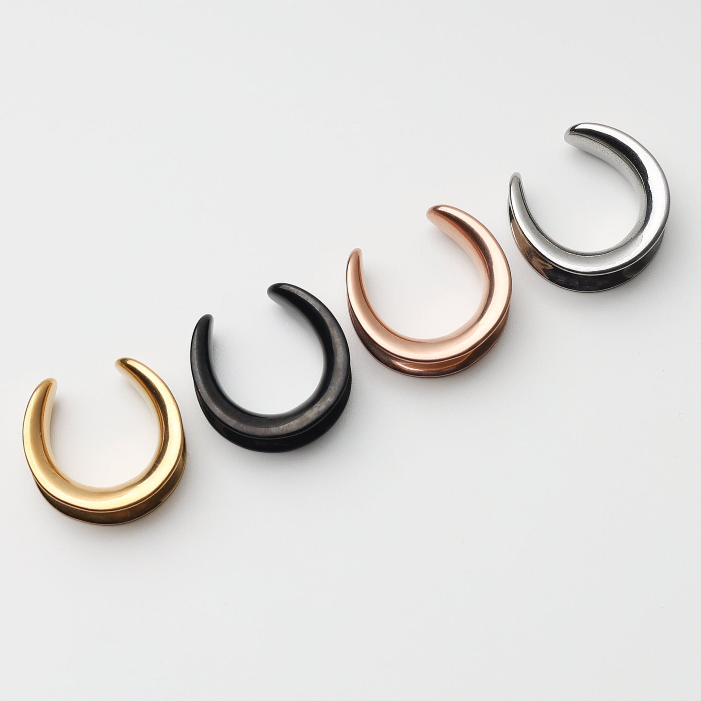 Pair of U shaped saddle horseshoe shaped ear saddle hanger, Minimal style saddle ear plugs gold, silver black, rose gold for stretched ears