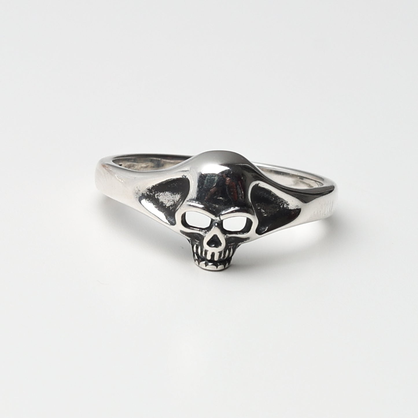 Sterling Silver Skull Ring, Tiny Silver Skull Ring, Minimalist, Minimal, 925, Goth Ring, Biker, Alternative