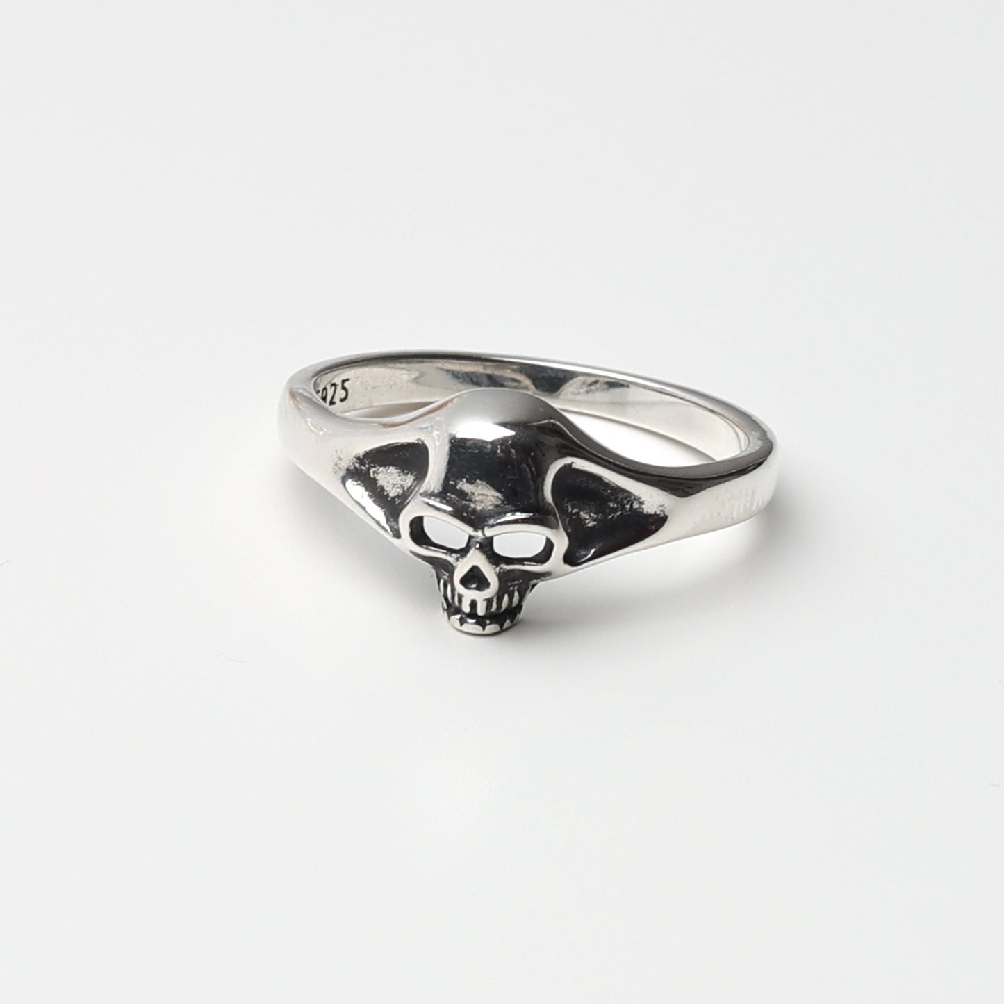 Sterling Silver Skull Ring, Tiny Silver Skull Ring, Minimalist, Minimal, 925, Goth Ring, Biker, Alternative