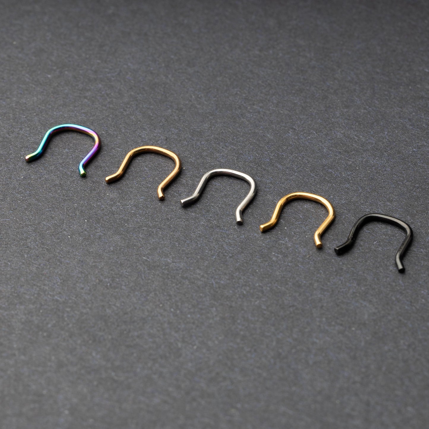 Horseshoe Septum Retainer