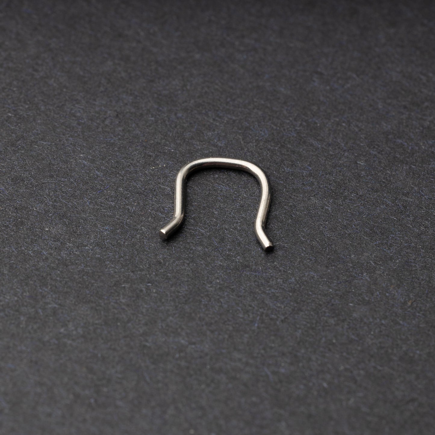 Horseshoe Septum Retainer